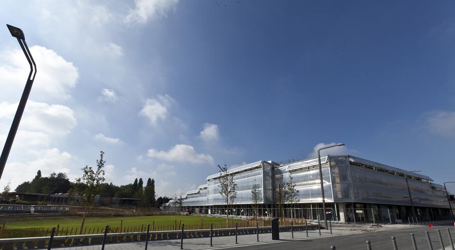 Pose de strucuture ETFE Coussins gonflables par ACS Production